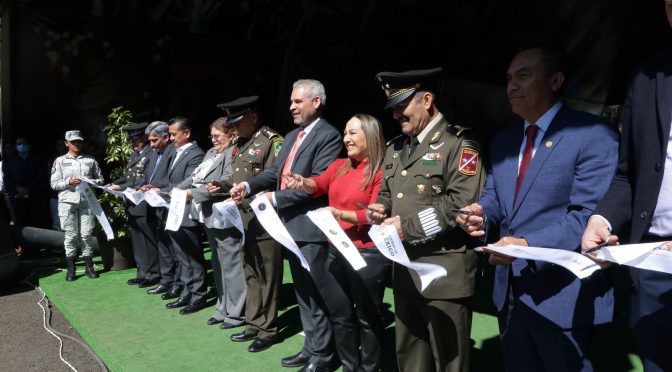 Inaugura Bedolla exposición “La Gran Fuerza de México”