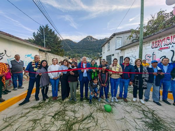 PRESIDENTE DE SCLC MDO INAUGURA OBRA CON CONCRETO HIDRÁULICO EN EL BARRIO DEL SANTUARIO. – H. Ayuntamiento de San Cristóbal de Las Casas