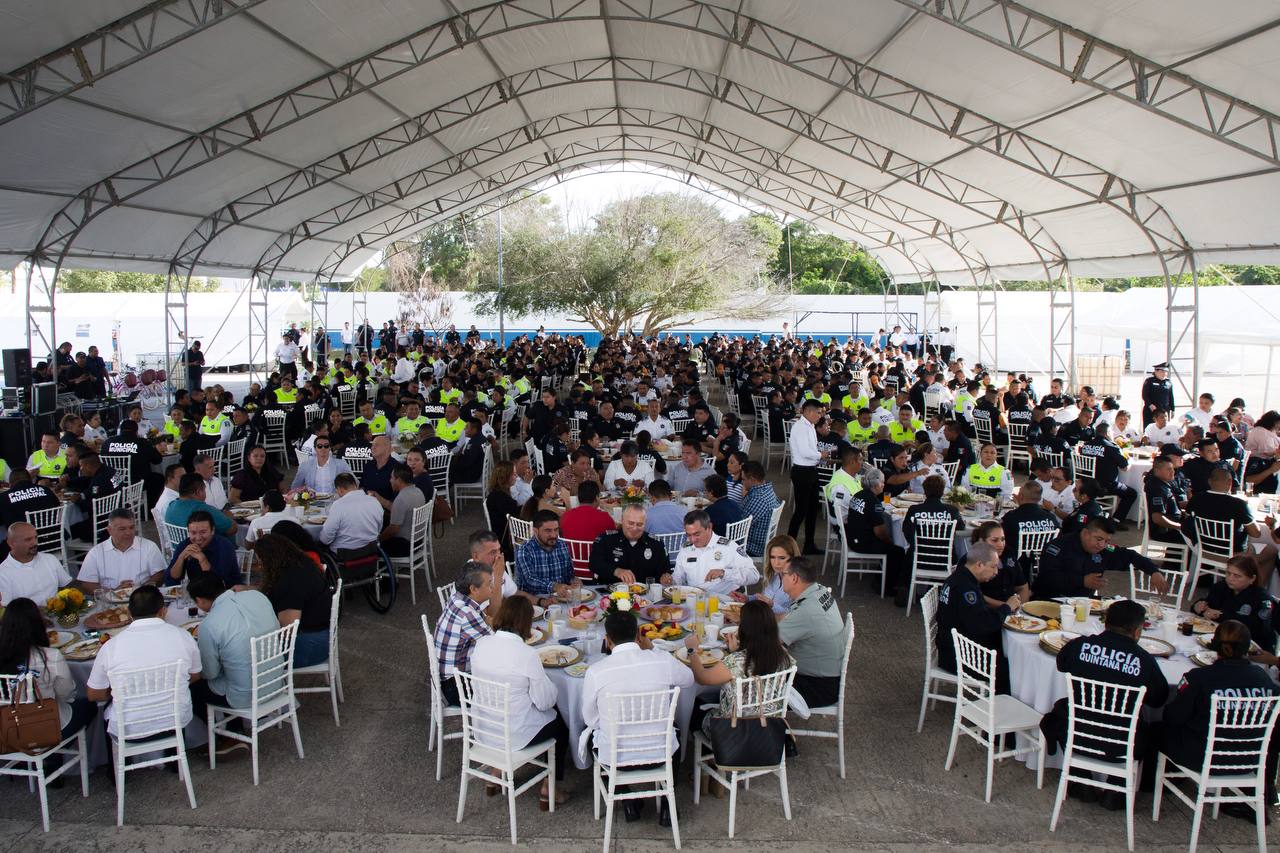 Reconoce con acciones Lili Campos a policías de Solidaridad – H. Ayuntamiento de Solidaridad