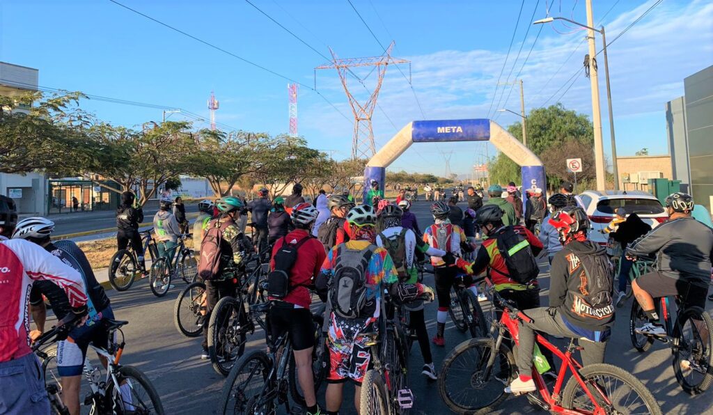 Salmantinos participan en ruta ciclista y concientización vial