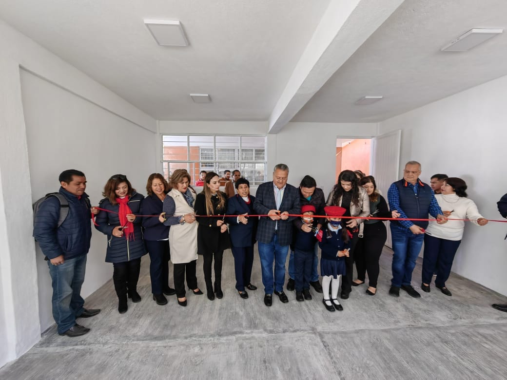 PRESIDENTE MUNICIPAL MDO UNA DE SUS PRIORIDADES LA EDUCACIÓN POR ELLO ENTREGA AULA EN EL JARDÍN DE NIÑAS Y NIÑOS MARÍA L. ZENTENO ZENTENO. – H. Ayuntamiento de San Cristóbal de Las Casas