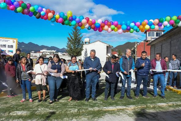 CUMPLE GOBIERNO MUNICIPAL DE SCLC CON MÁS OBRAS DE PAVIMENTACIÓN EN LAS ÁREAS RURALES CON MÁS DE MILLÓN Y MEDIO DE INVERSIÓN. – H. Ayuntamiento de San Cristóbal de Las Casas