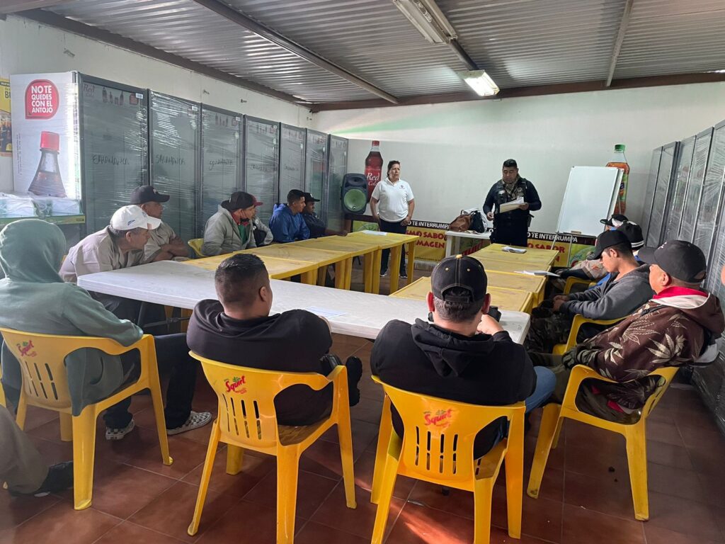 Imparte Dirección de Seguridad talleres para inhibir el delito de extorsión