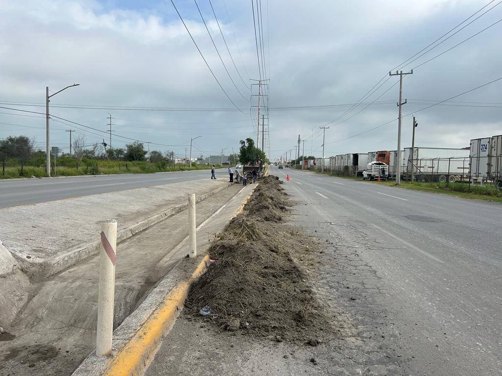 Atendió Servicios Primarios peticiones en avenida Vista Hermosa – Administración Municipal Reynosa 2021-2024