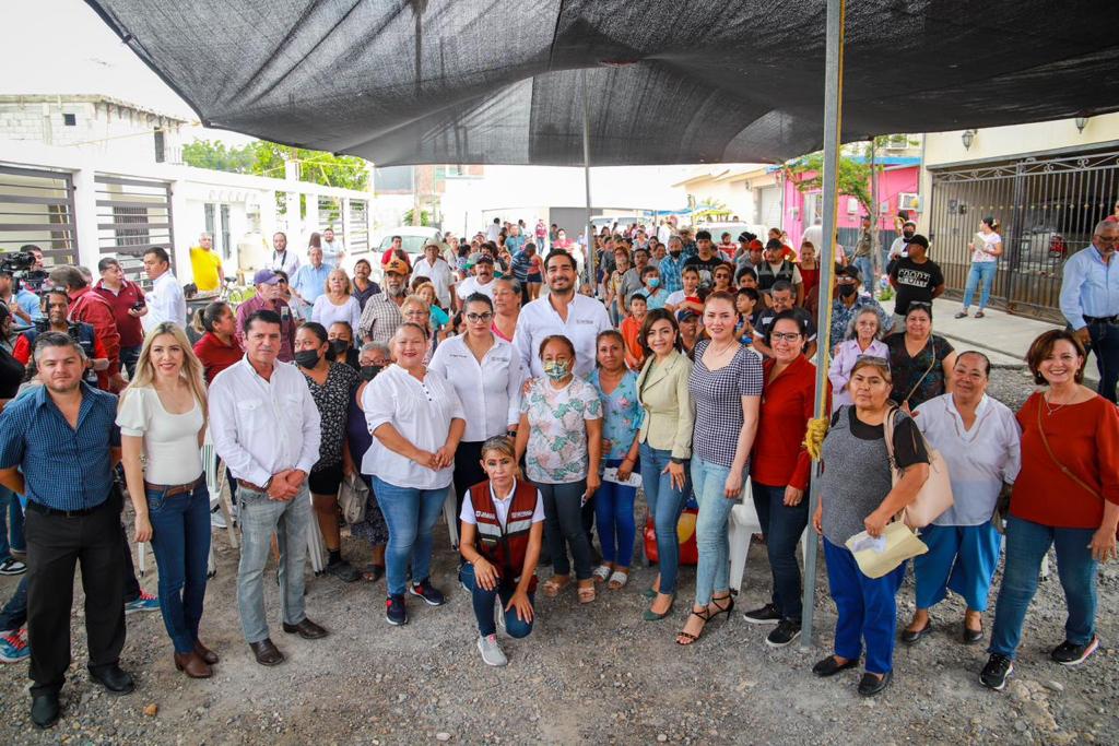 Entregó Presidente Carlos Peña Ortiz beneficios del Gobierno Municipal – Administración Municipal Reynosa 2021-2024