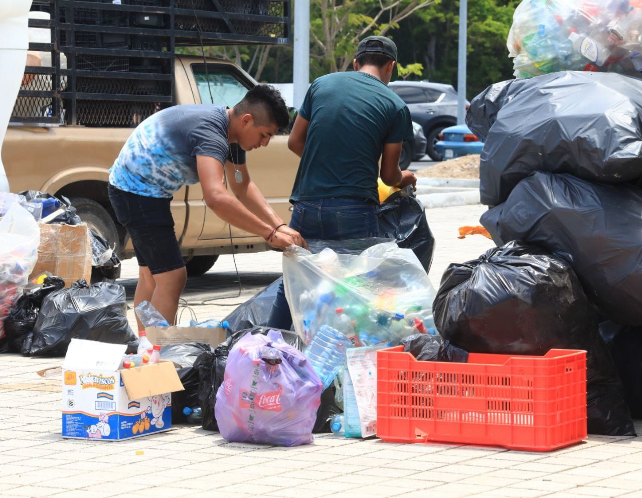 Nutrida participación ciudadana en Reciclatón – H. Ayuntamiento de Solidaridad