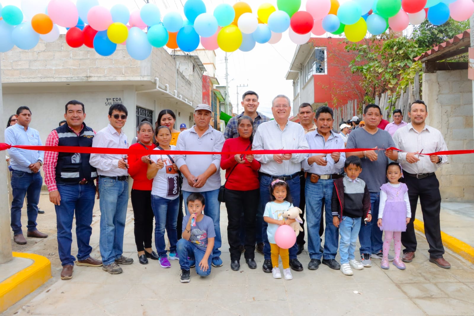 ALCALDE MDO INAUGURA OBRA DE PAVIMENTACIÓN EN MARÍA AUXILIADORA. – H. Ayuntamiento de San Cristóbal de Las Casas