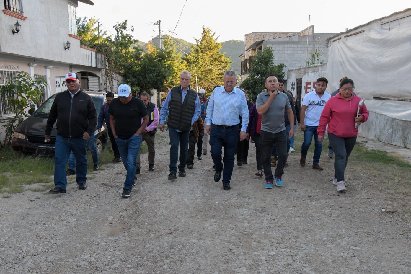 ALCALDE MDO VISITA EL FRACCIONAMIENTO LA PAZ. – H. Ayuntamiento de San Cristóbal de Las Casas
