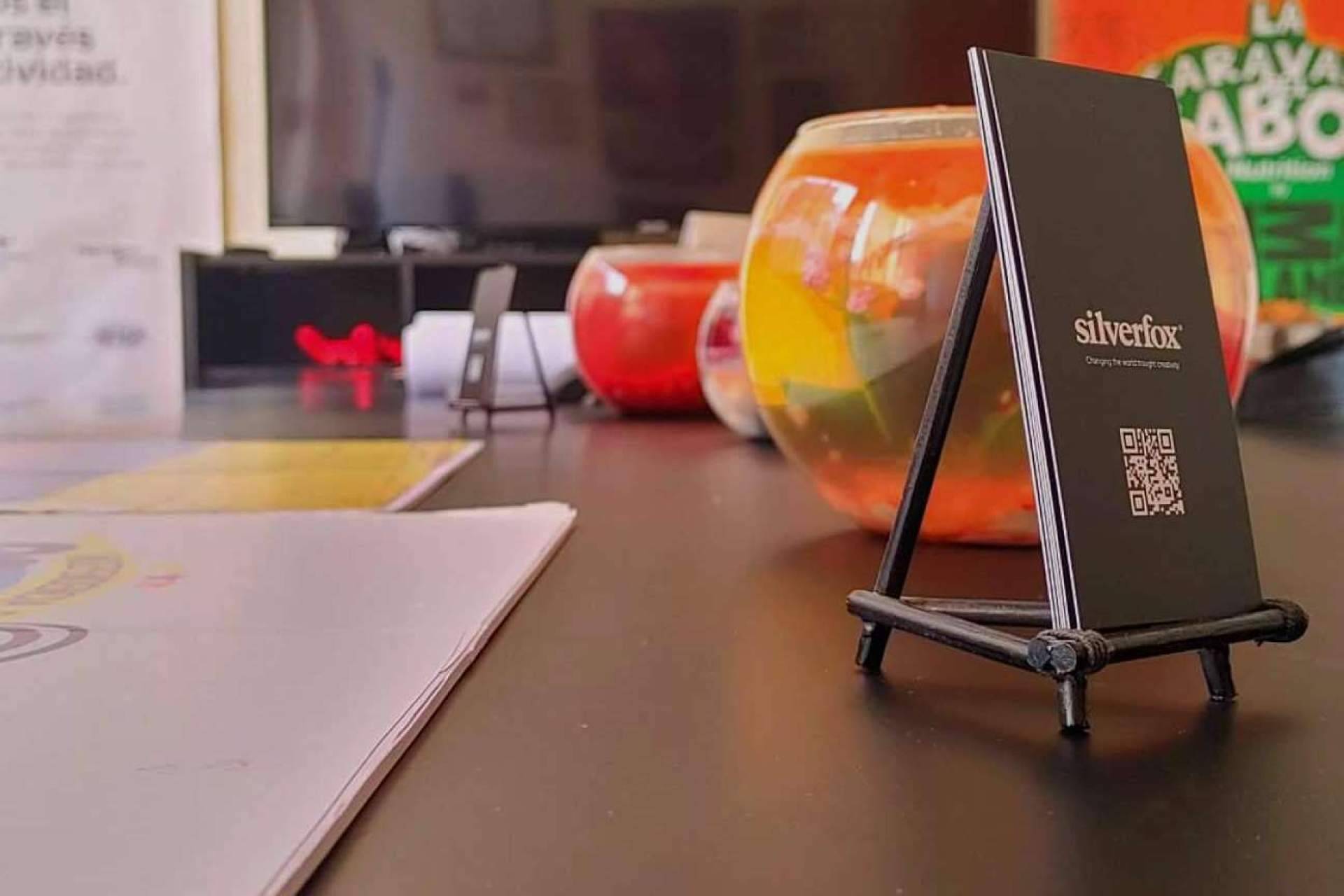 Contratar a especialistas en comunicación integral B2B con Silverfox