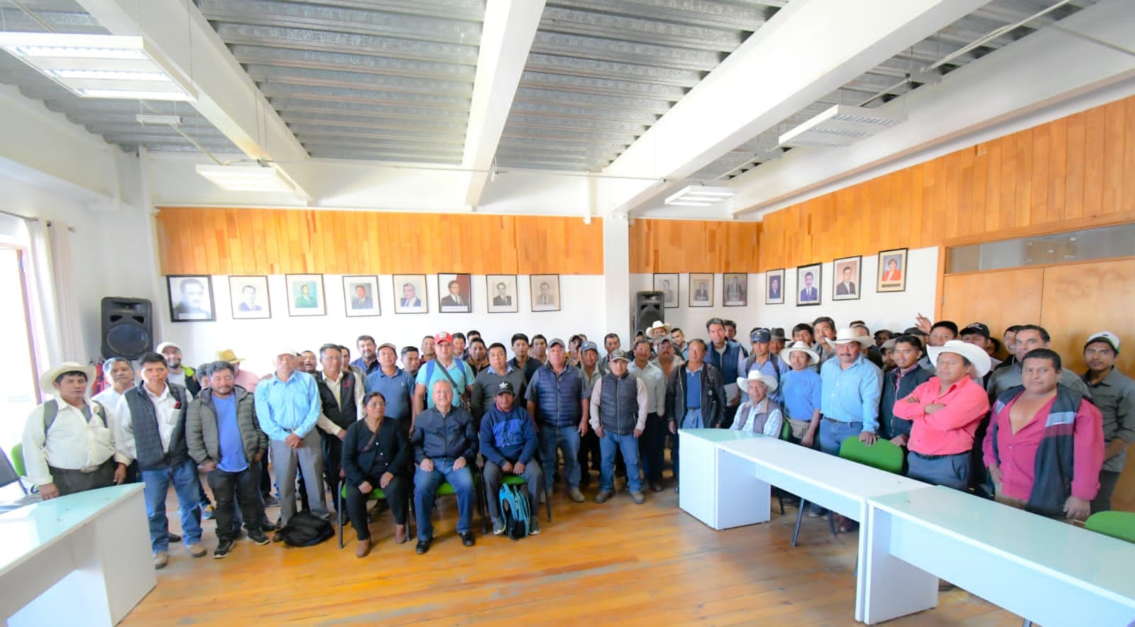 ALCALDE DE SCLC ATIENDE Y DIALOGA CON REPRESENTANTES DE LAS COMUNIDADES DE LA ZONA SUR. – H. Ayuntamiento de San Cristóbal de Las Casas