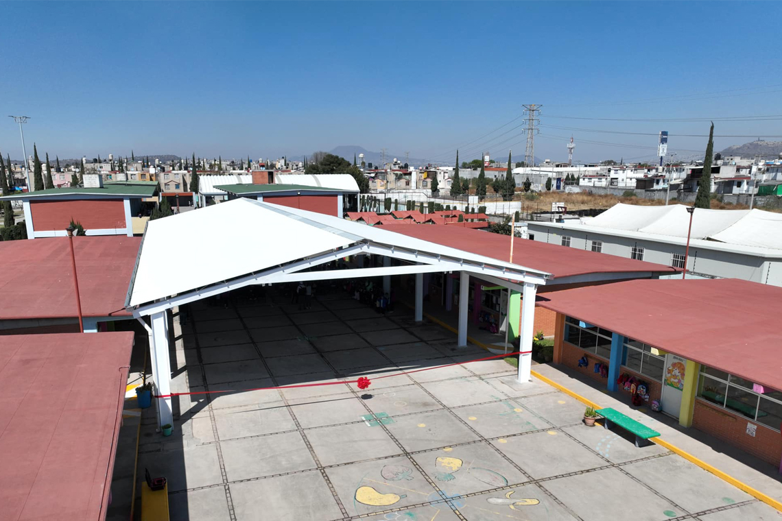 Boletín 264.- Miguel Gutiérrez entrega obras en Portal Chalco y UDG