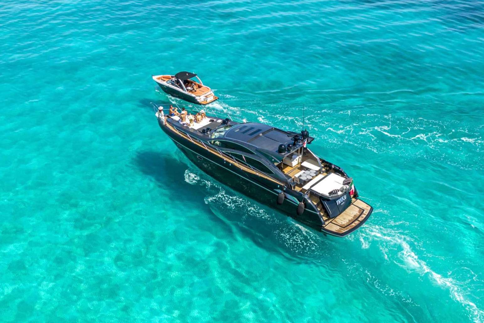 Vivir una experiencia inolvidable con la renta de yates en Cancún