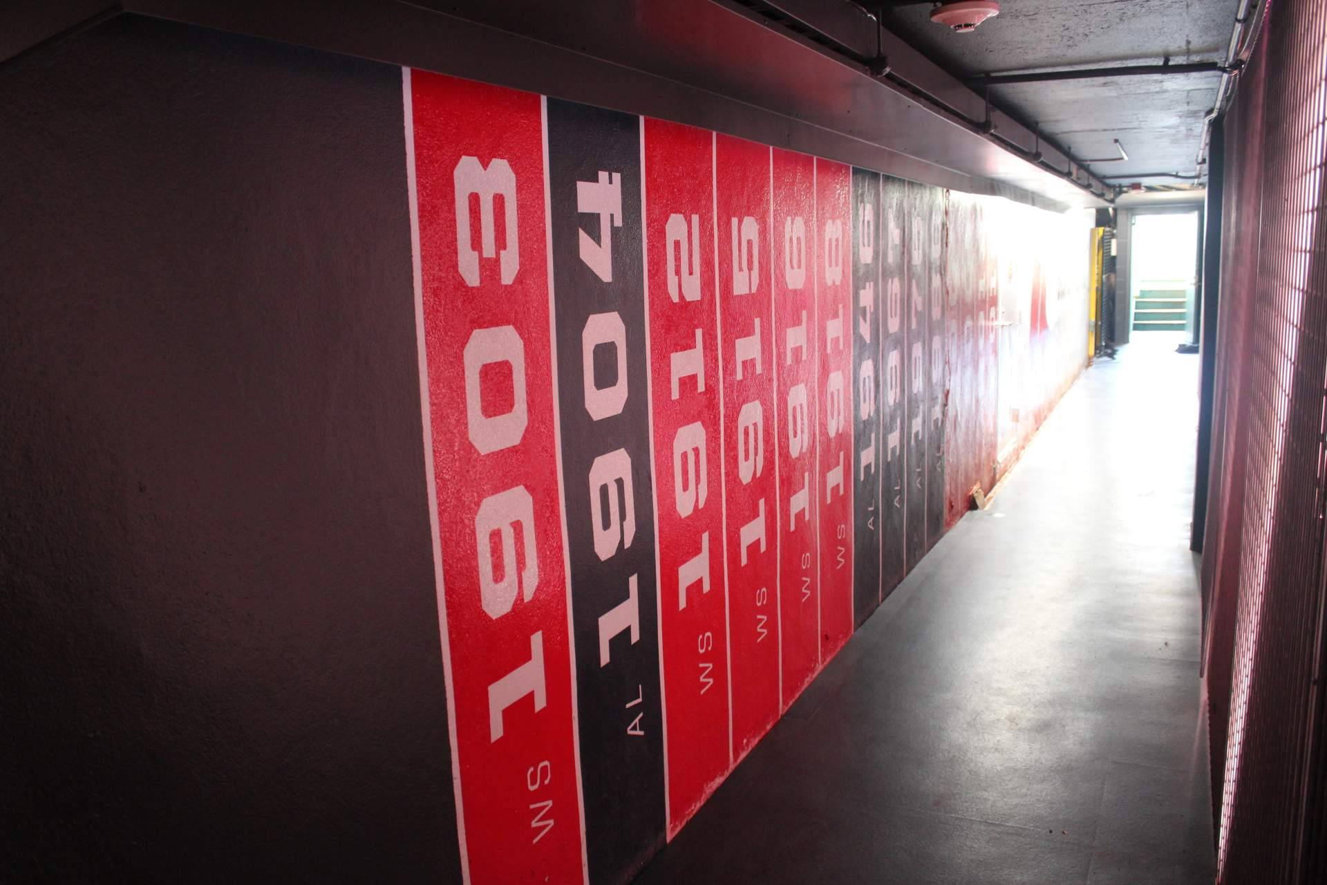 2025 Perfecto de Chapman; Relevista del año y reconocimiento en todos los premios