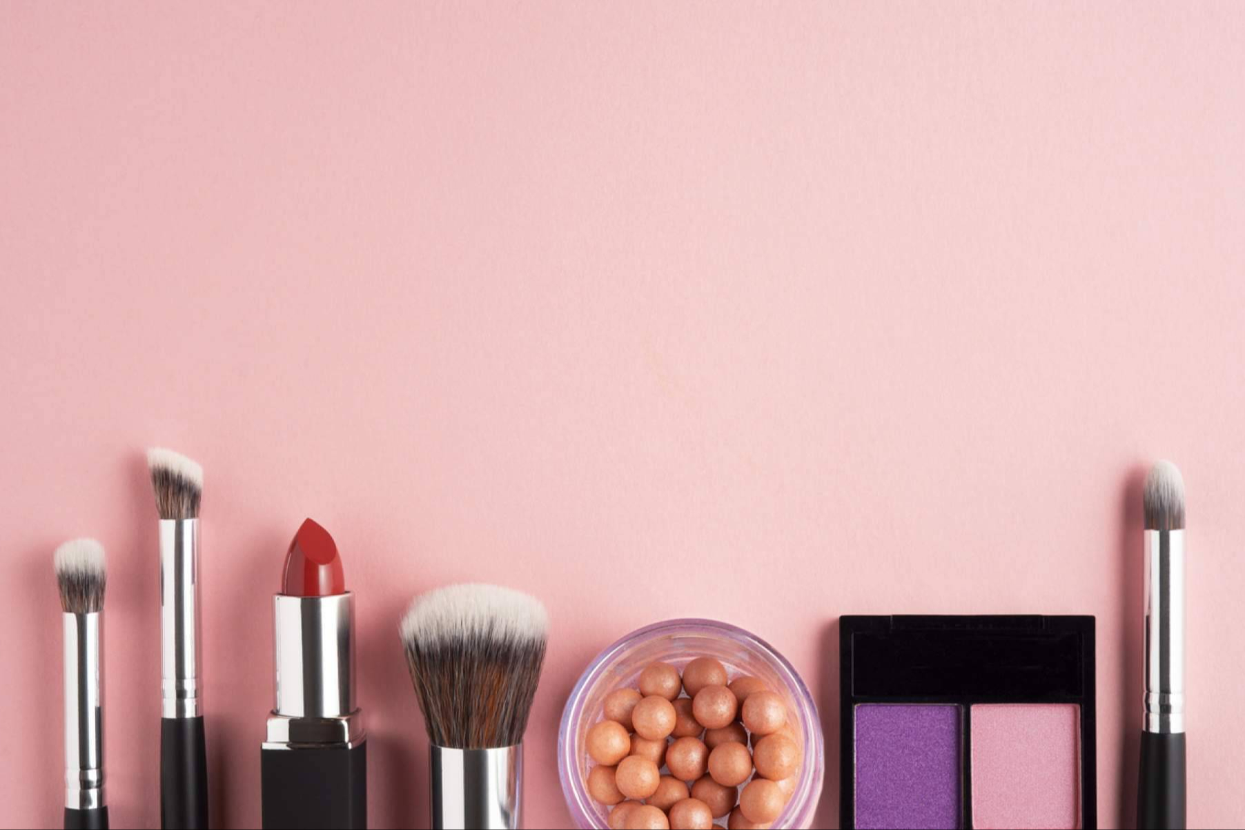 Celebraciones con brillo propio, Oriflame presenta su catálogo de maquillaje para fin de año